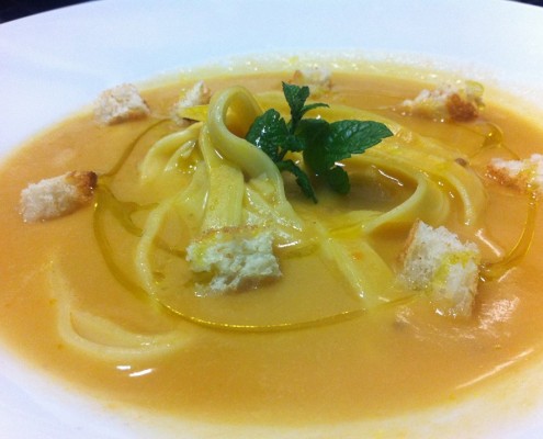 Sopa de verduras con Tagliatelle olla gm