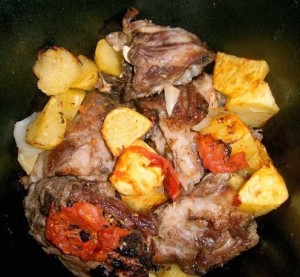 cordero con patatas olla gm