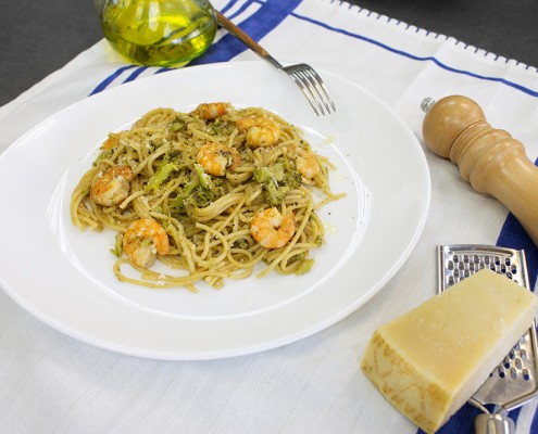 Espaguetis con brócoli y langostinos Ollas GM