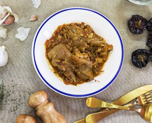 Manitas de cerdo en salsa Olla GM olla