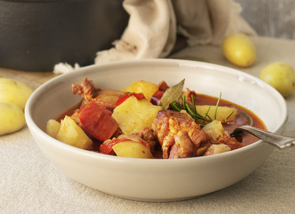 costillas con patatas guisadas copia